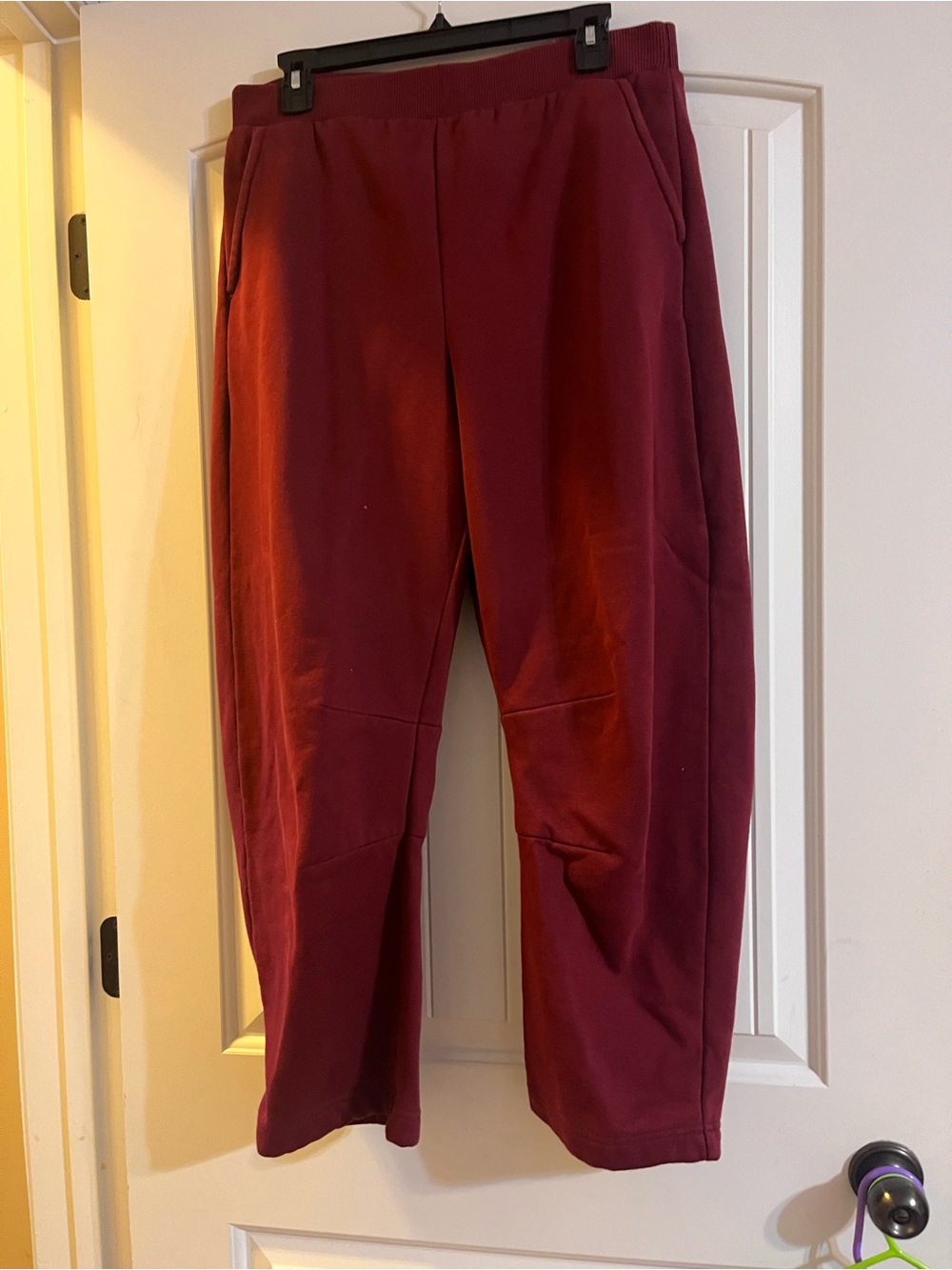 Women’s Lou & Grey barrel Deep Maroon Jogger Sweatpants